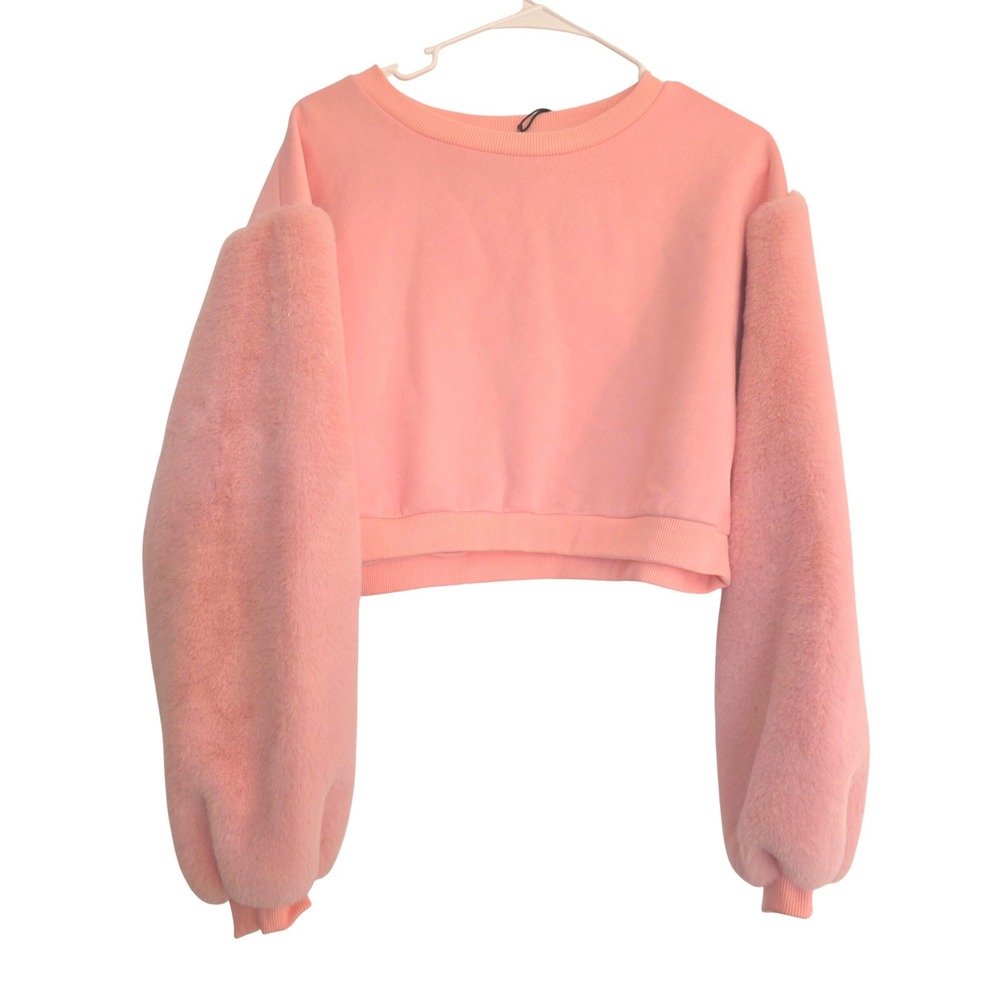 Club Exx Pink Cropped‎ Sweatshirt Faux Fur Sleeves Dolls Kill Medium